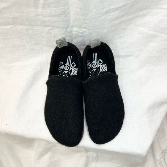 Asportuguesas Round Toe Shoes in Multi Black - Picture 4 of 14